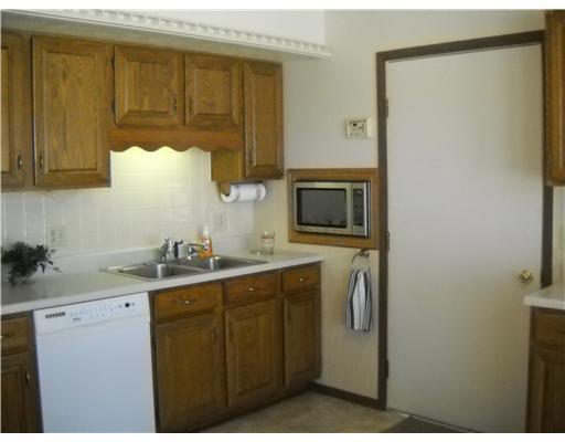 2109 Elderwood Road, Unit C95 Springfield, OH 45504 - Photo 6 of 21