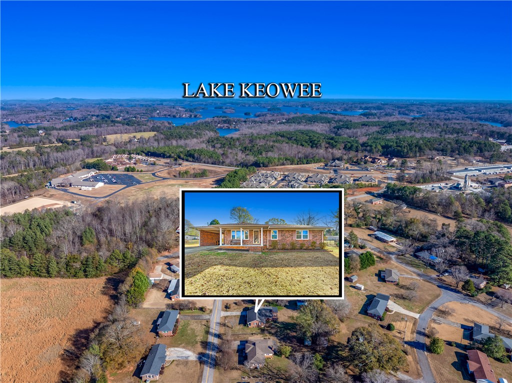 730 Tanglewood Drive Seneca, SC 29672 - Photo 2 of 35