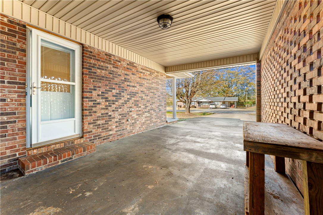 730 Tanglewood Drive Seneca, SC 29672 - Photo 31 of 35