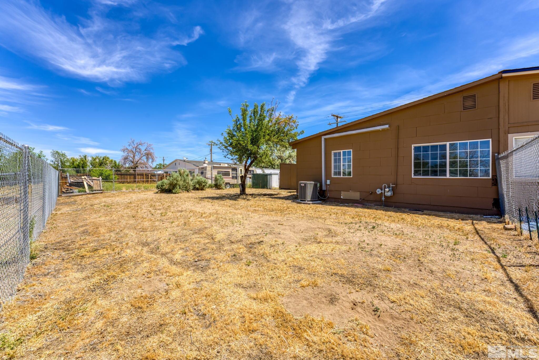 13243 Mt Logan Street Reno, NV 89506 - Photo 25 of 27 Photo 25