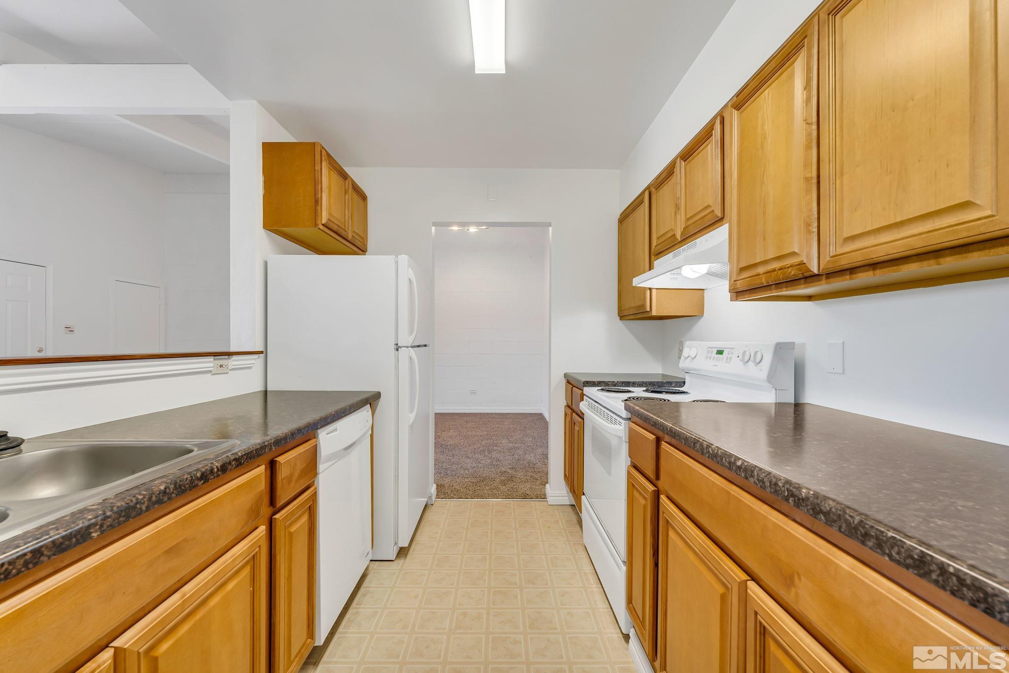 13243 Mt Logan Street Reno, NV 89506 - Photo 6 of 27 Photo 6