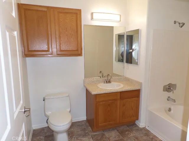 $1,950 | 41410 Juniper Street, Unit 2822, Murrieta, CA 92562