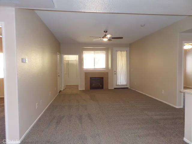 $1,950 | 41410 Juniper Street, Unit 2822, Murrieta, CA 92562