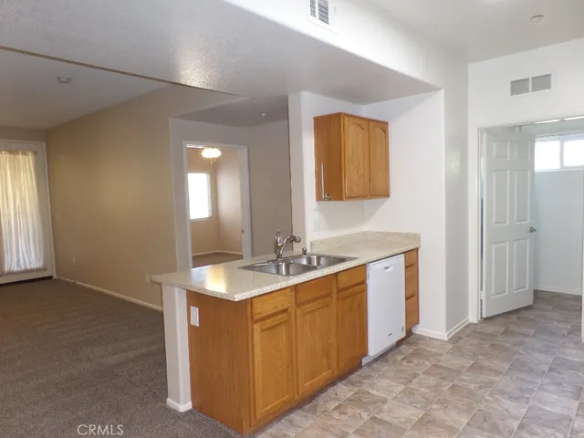 $1,950 | 41410 Juniper Street, Unit 2822, Murrieta, CA 92562