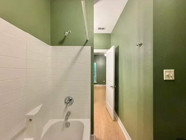 $1,595 | 3940 McDonald Road, Tyler, TX 75701