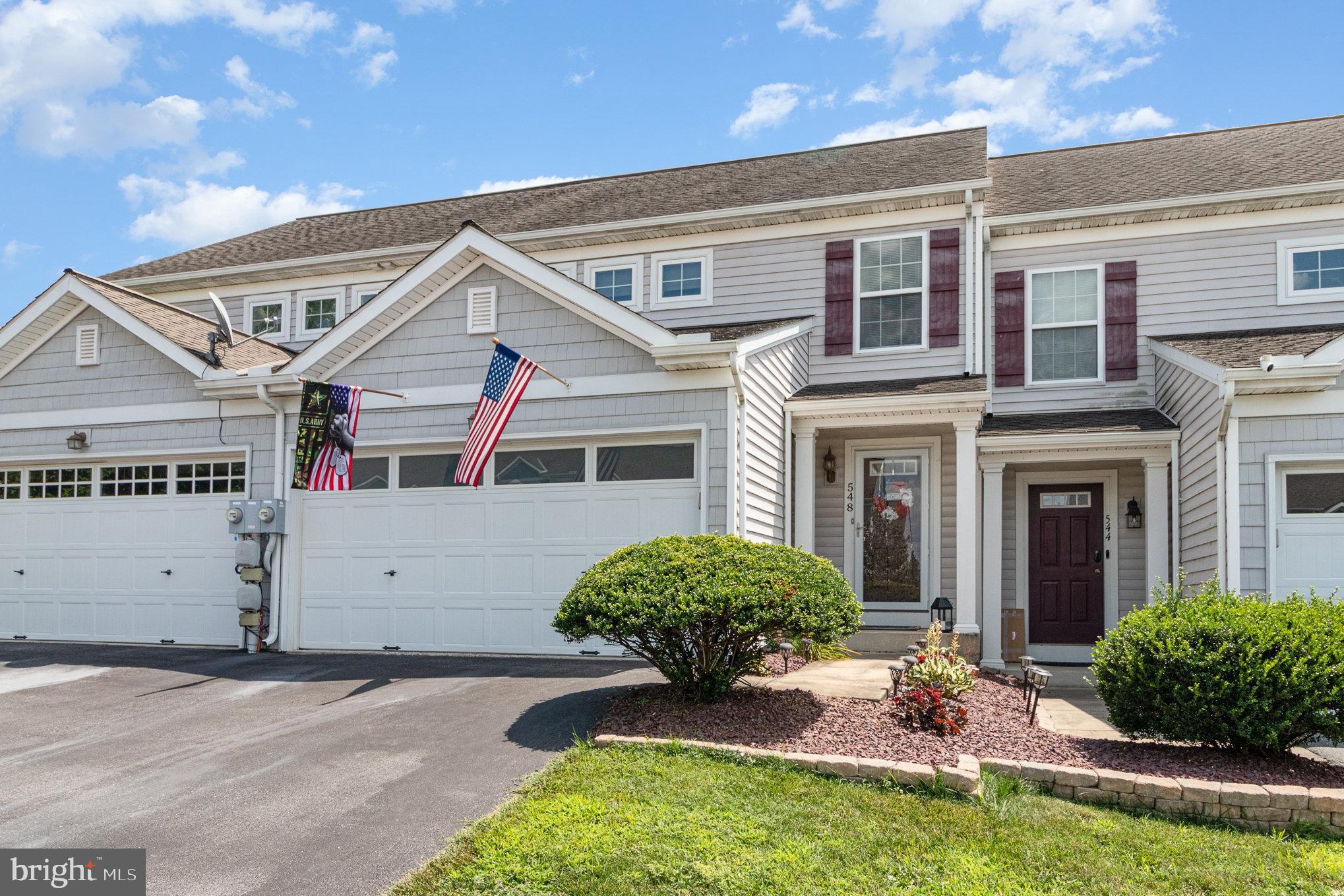 548 Fox Ridge Lane Lebanon, PA 17042 - Photo 2 of 27 Gallery Image 2