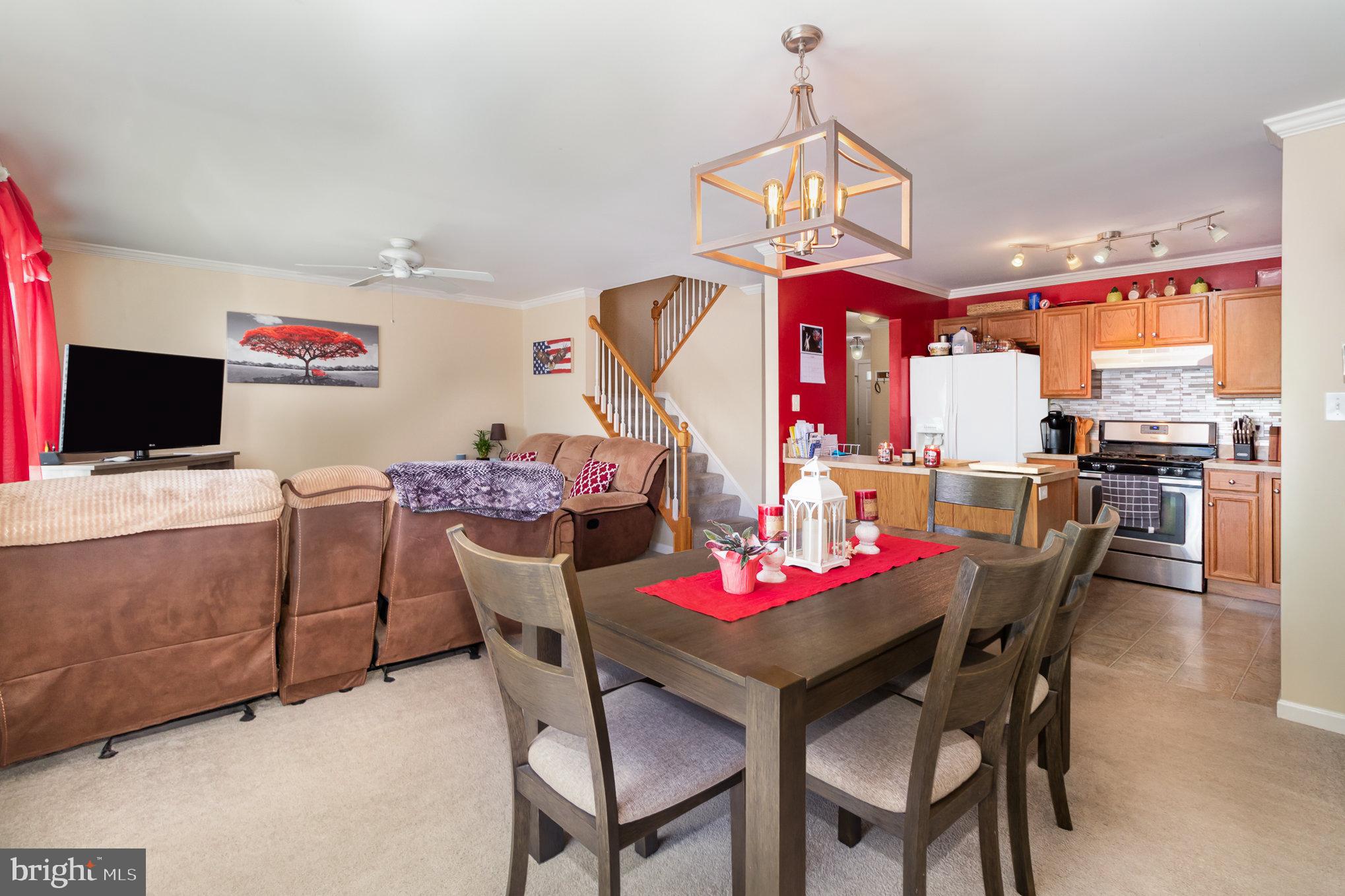 548 Fox Ridge Lane Lebanon, PA 17042 - Photo 8 of 27 Gallery Image 8