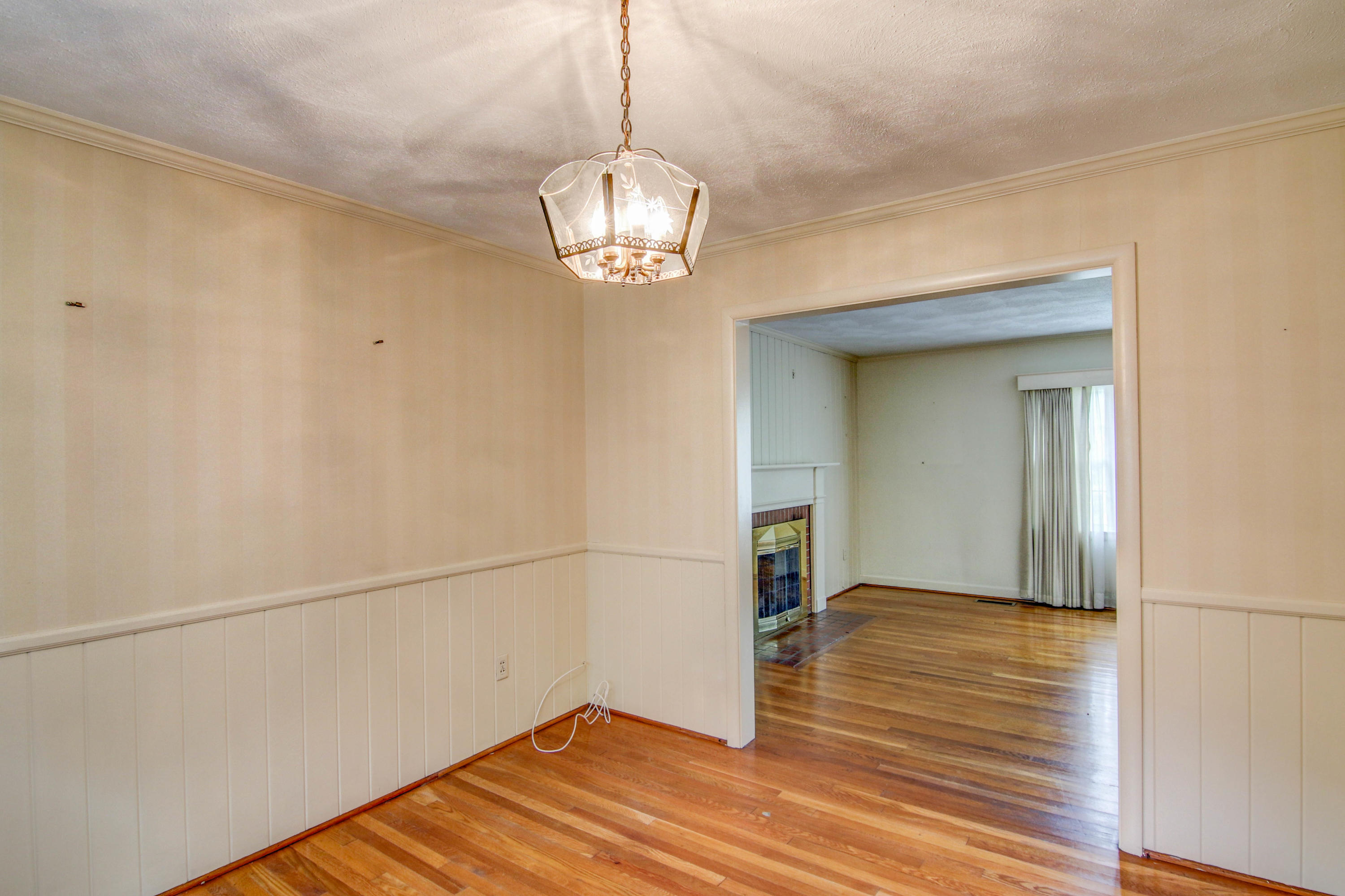 221 Greenway Road Bristol, TN 37620 - Photo 20 of 51 LP1A6948_49_50_51_52