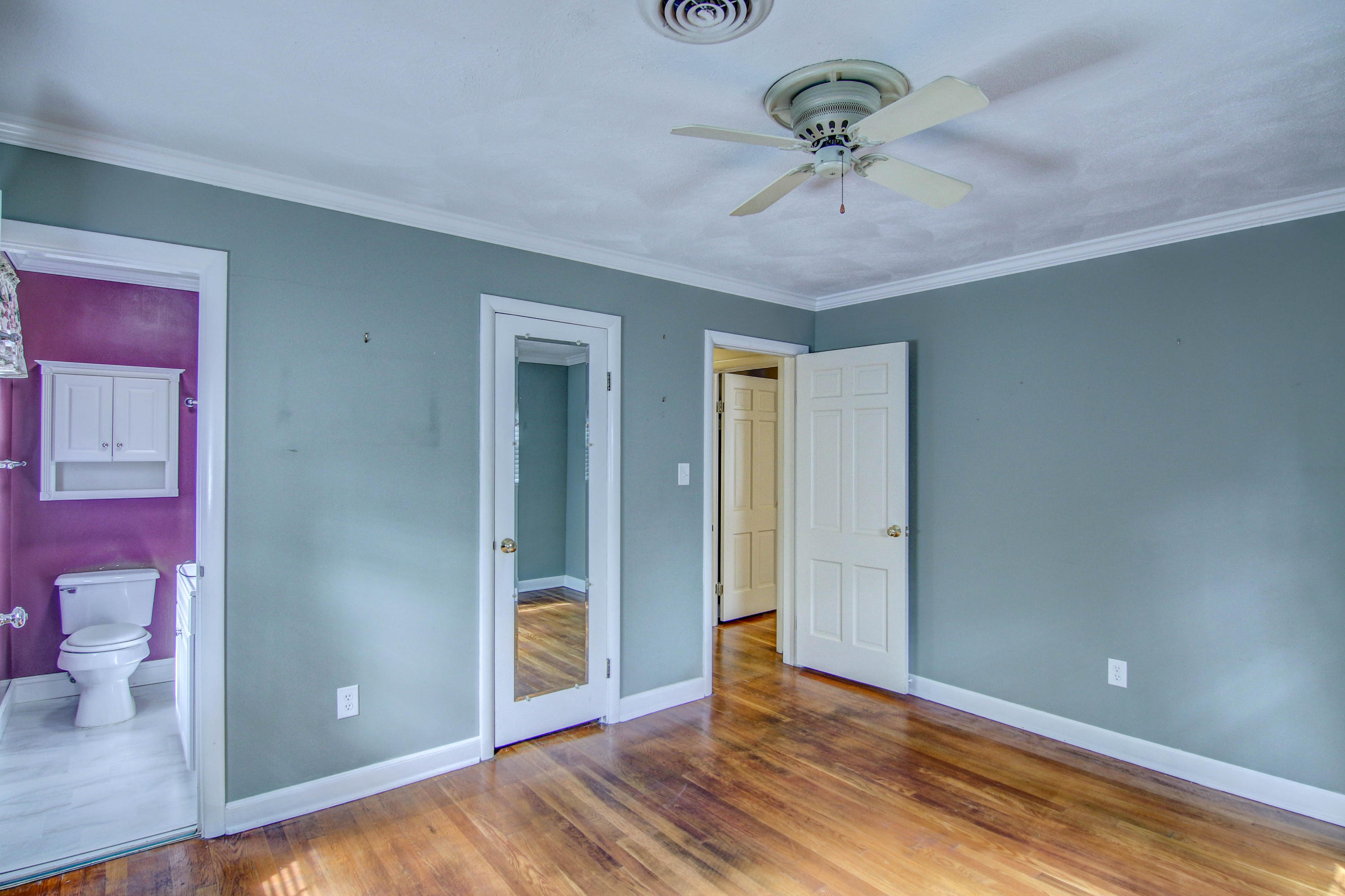 221 Greenway Road Bristol, TN 37620 - Photo 37 of 51 LP1A7033_4_5_6_7