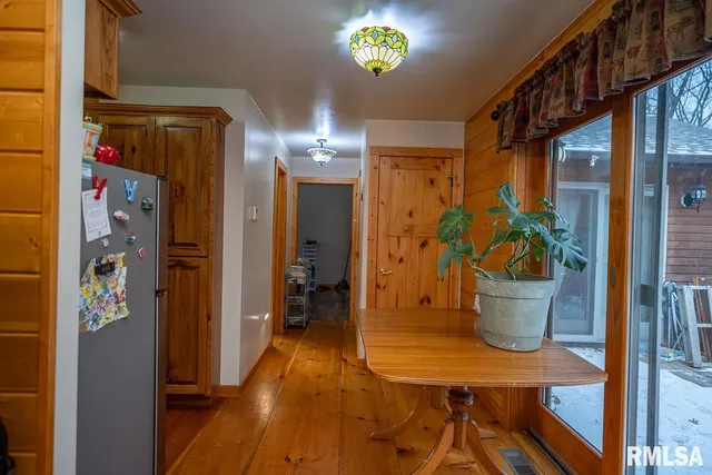 $1,150,000 | 1350 2950 E Street, Clayton, IL 62324