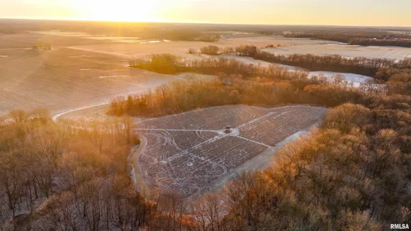 $1,125,000 | 1350 2950 E Street, Clayton, IL 62324