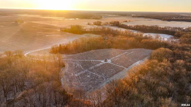 $1,150,000 | 1350 2950 E Street, Clayton, IL 62324