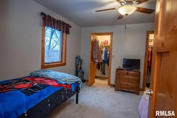 $1,125,000 | 1350 2950 E Street, Clayton, IL 62324