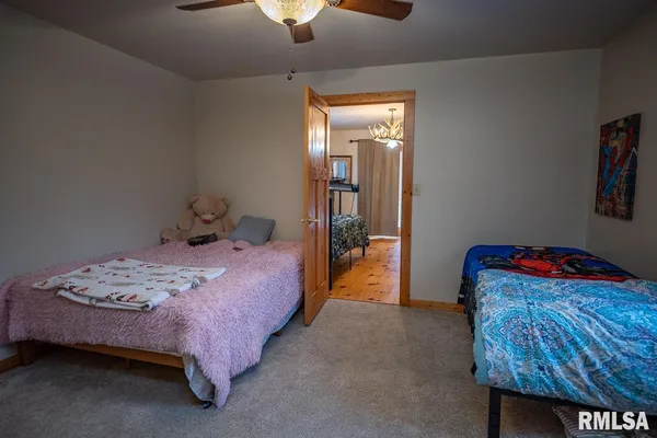 $1,125,000 | 1350 2950 E Street, Clayton, IL 62324