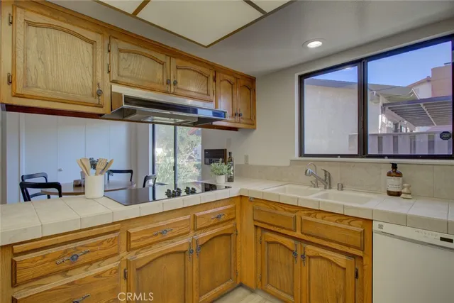 $599,000 | 120 Foxenwood Drive, Santa Maria, CA 93455