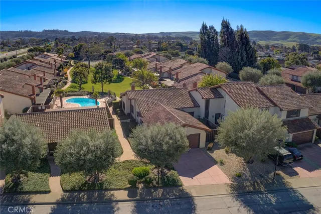 $599,000 | 120 Foxenwood Drive, Santa Maria, CA 93455