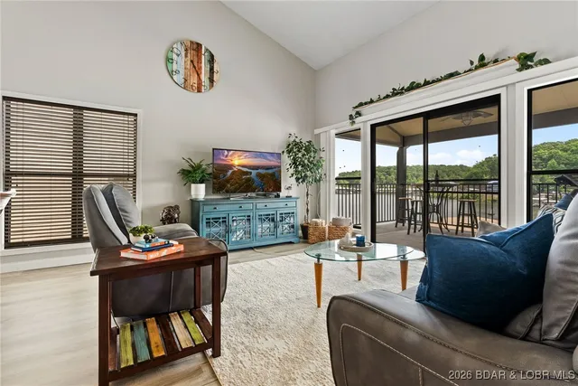 $299,000 | 80 Willow Ridge Road, Unit 3A, Lake Ozark, MO 65049
