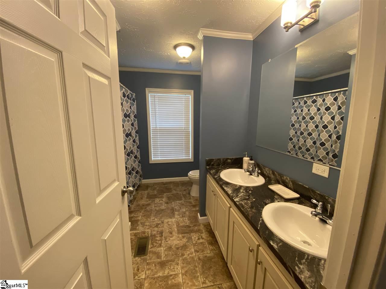 1295 Old Liberty Road Easley, SC 29640 - Photo 28 of 35