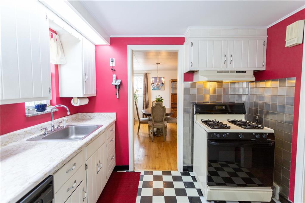 106 Virginia Road Pittsburgh, PA 15237 - Photo 13 of 25