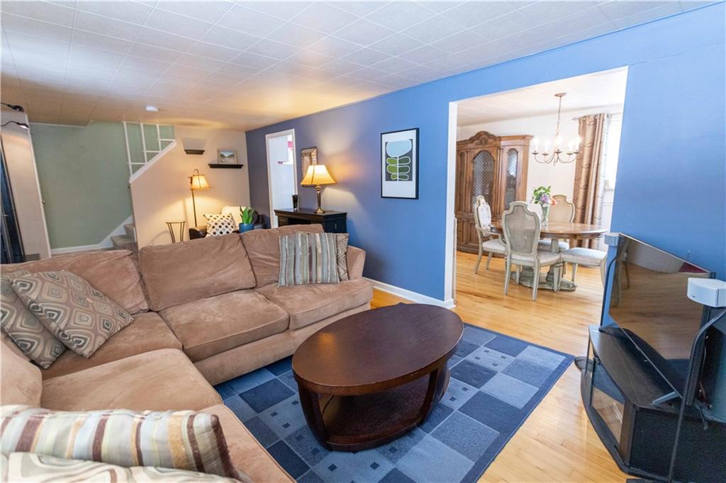 106 Virginia Road Pittsburgh, PA 15237 - Photo 3 of 25