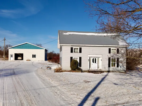 $195,777 | 44 Lake Street, Chateaugay, NY 12920