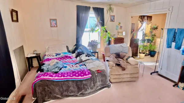 $195,777 | 44 Lake Street, Chateaugay, NY 12920