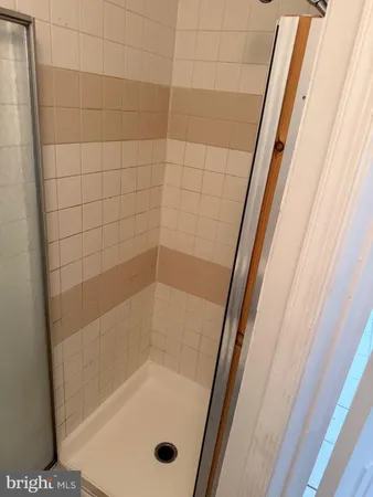 a bathroom with a tub