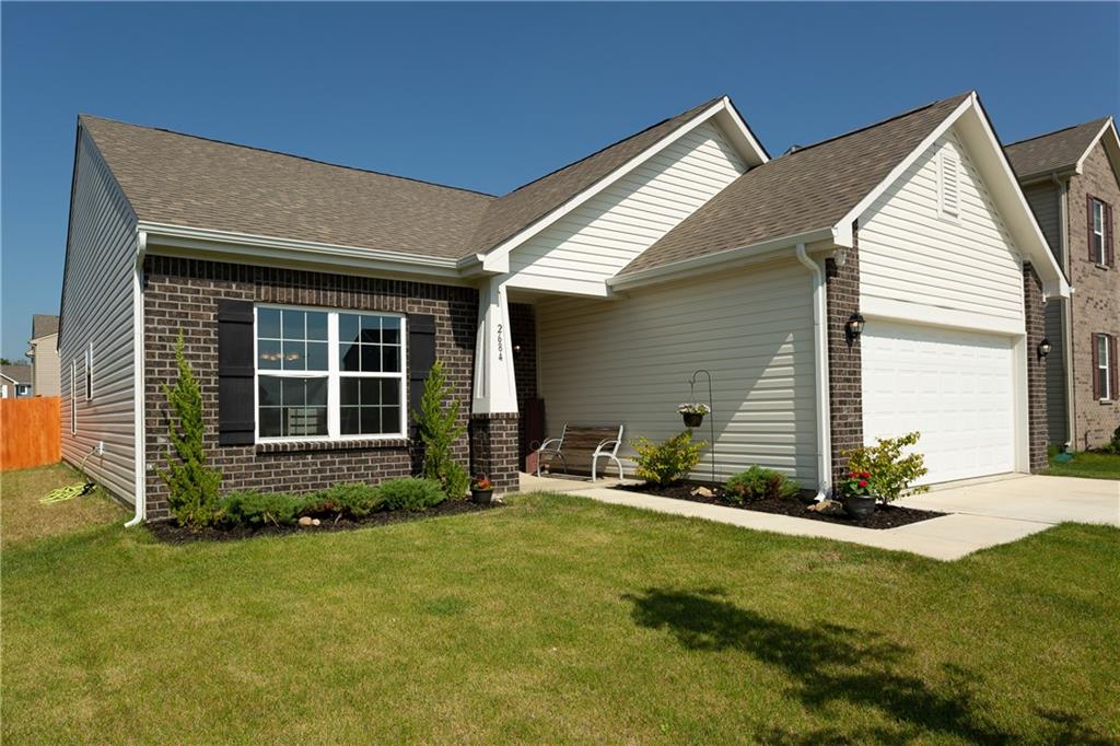 2684 Autumn Road Indianapolis, IN 46229 - Photo 2 of 34