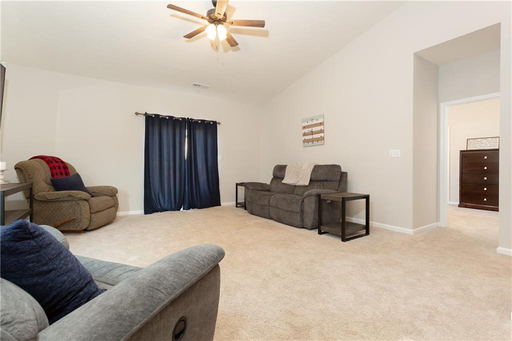 2684 Autumn Road Indianapolis, IN 46229 - Photo 16 of 34