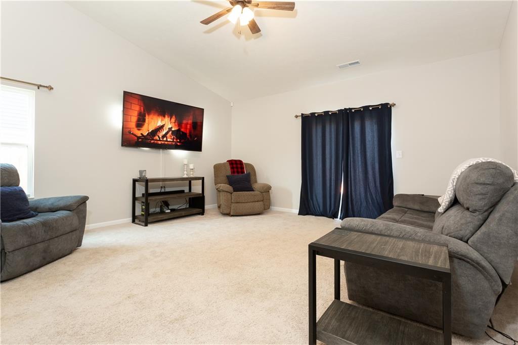 2684 Autumn Road Indianapolis, IN 46229 - Photo 17 of 34