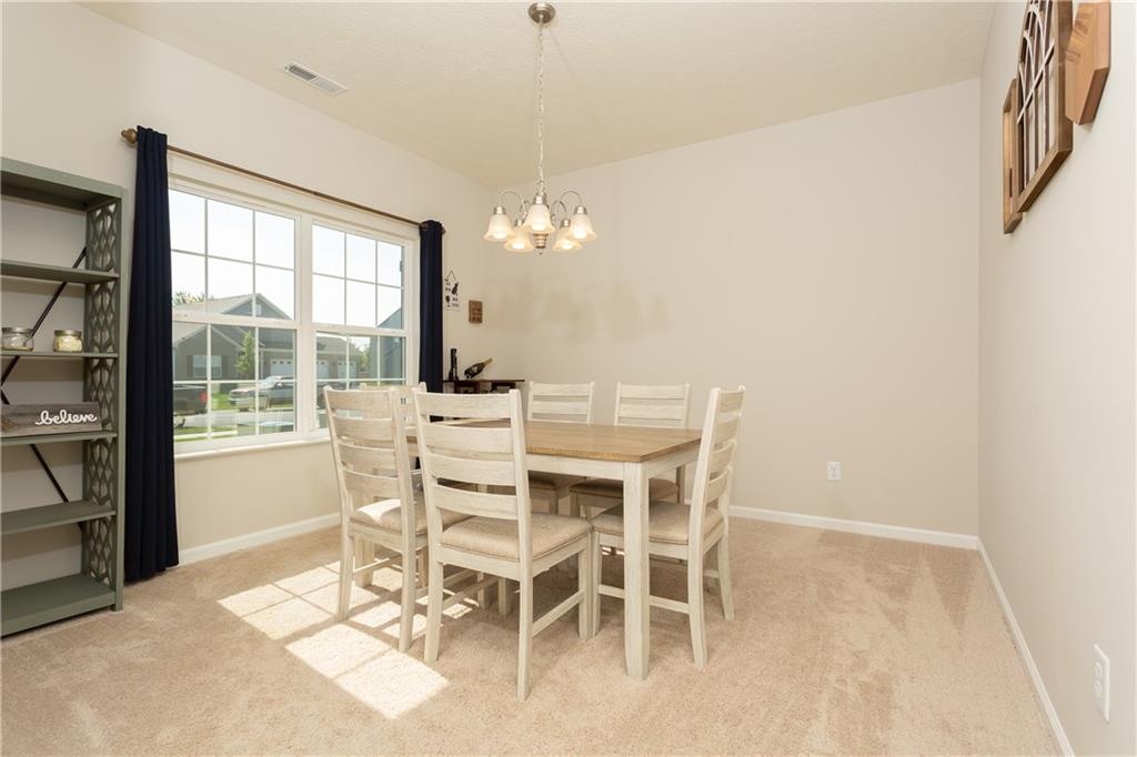2684 Autumn Road Indianapolis, IN 46229 - Photo 5 of 34