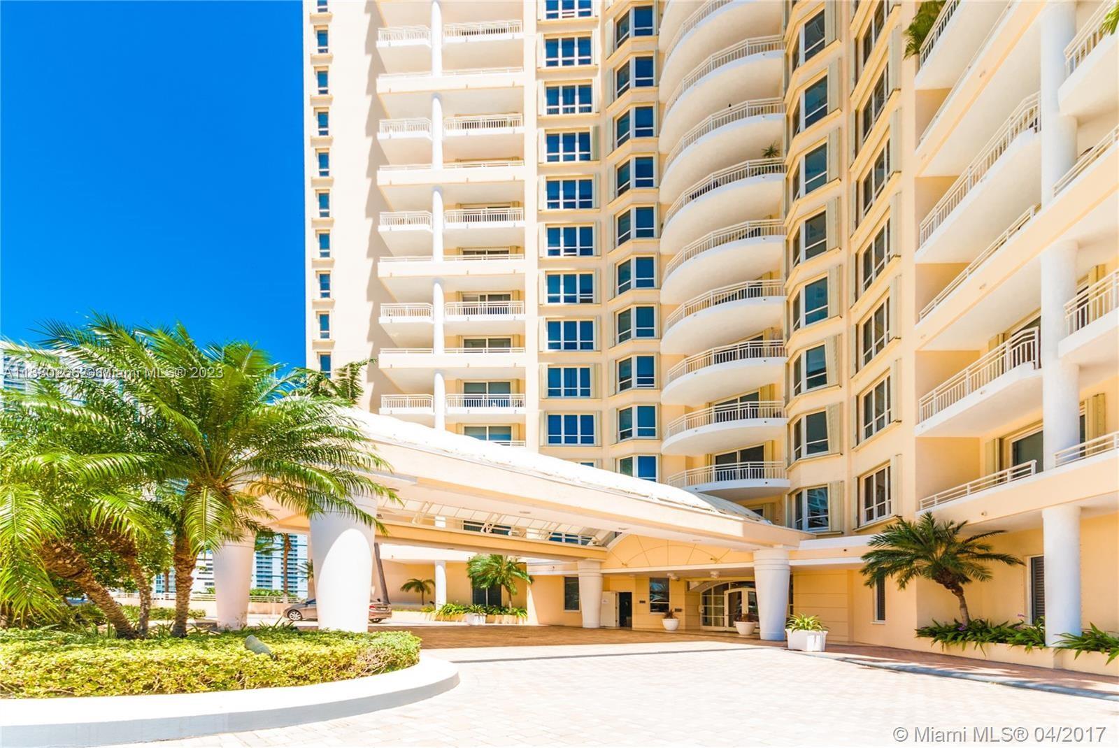 888 Brickell Key Drive, Unit 511 Miami, FL 33131 - Photo 2 of 26 front view of a building