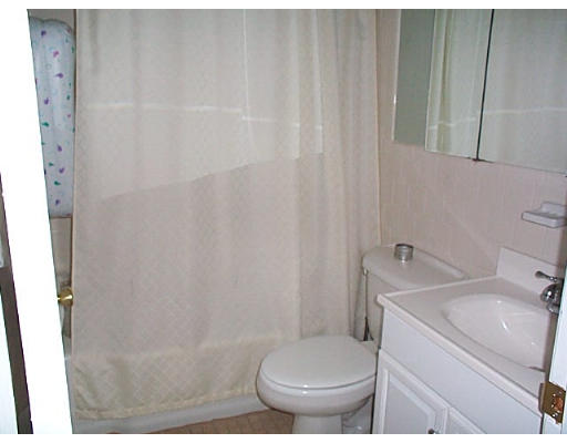 4 View Hill Road Southborough, MA 01772 - Photo 14 of 20 Gallery Image 14