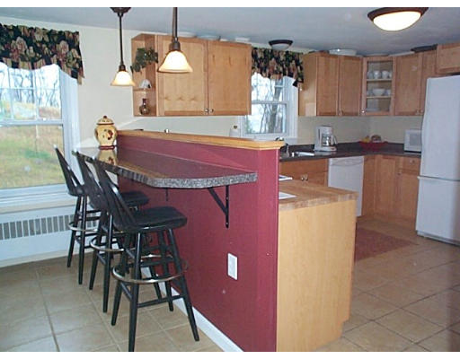 4 View Hill Road Southborough, MA 01772 - Photo 6 of 20 Gallery Image 6