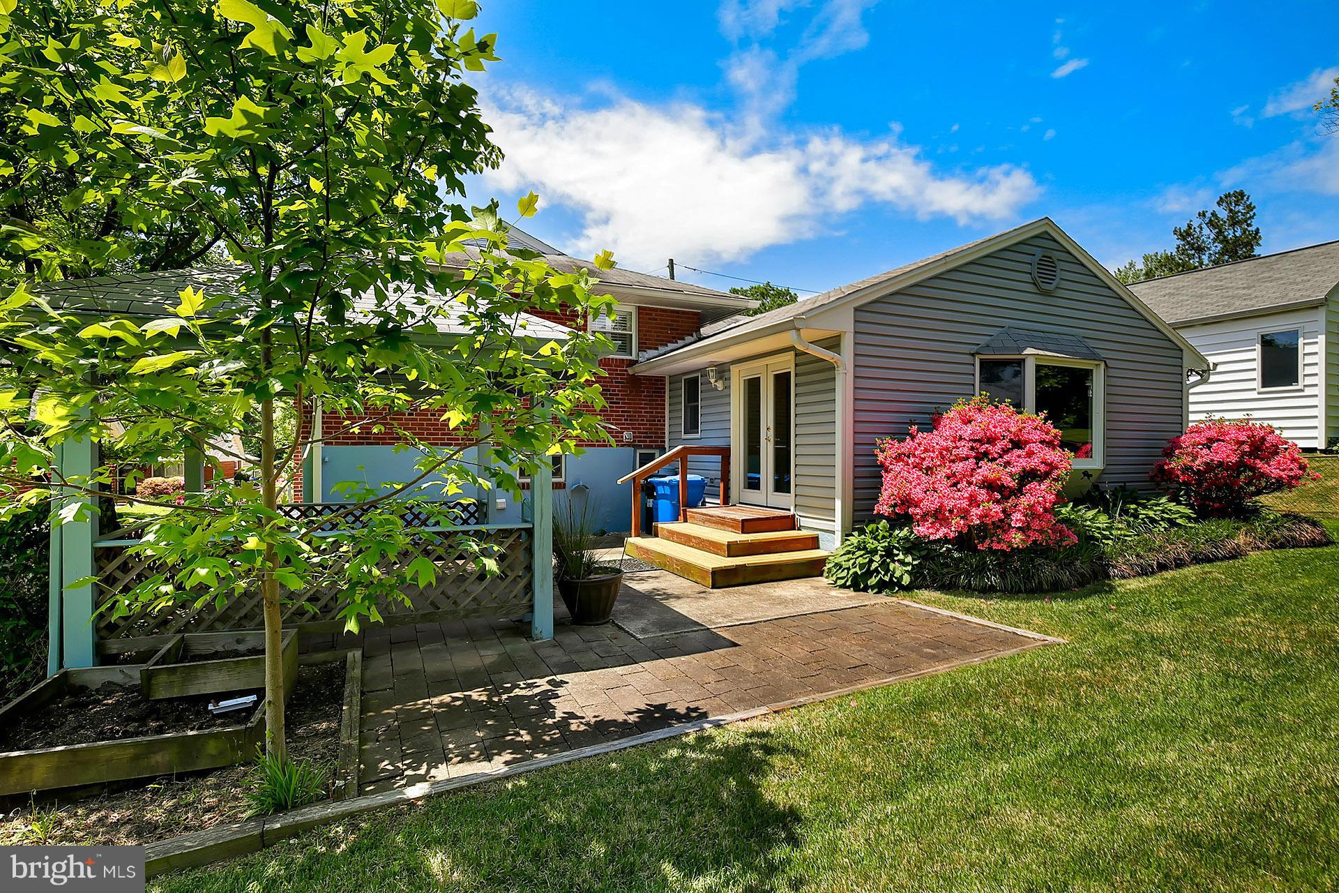 10213 Conover Drive Silver Spring, MD 20902 - Photo 26 of 29 Exterior (Rear)