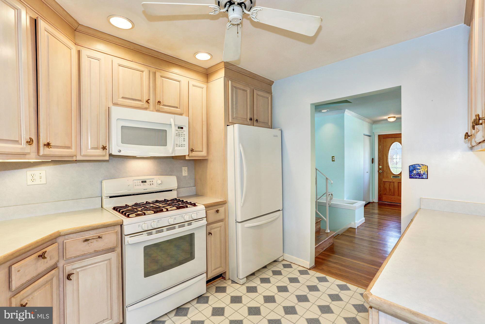 10213 Conover Drive Silver Spring, MD 20902 - Photo 8 of 29 Kitchen