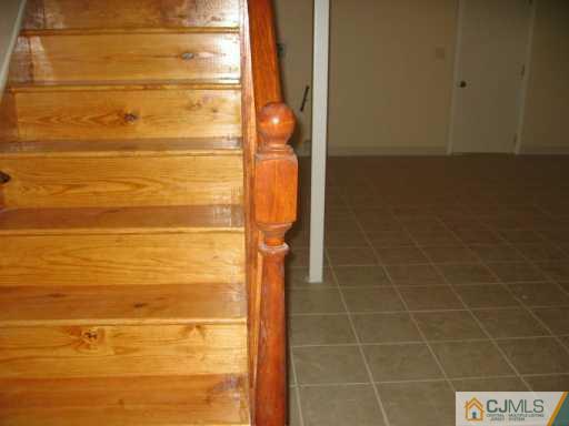 827 King Georges Road Fords, NJ 08863 - Photo 8 of 8 Gallery Image 8