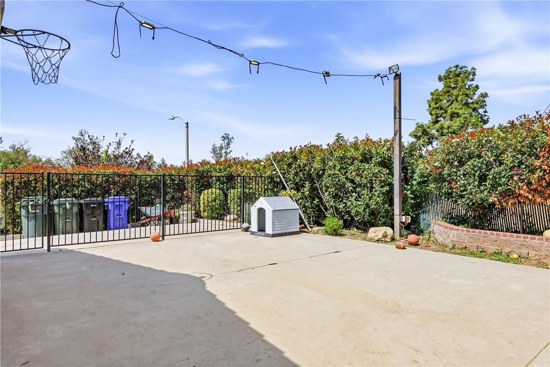 6691 Orangewood Road Highland, CA 92346 - Photo 51 of 71