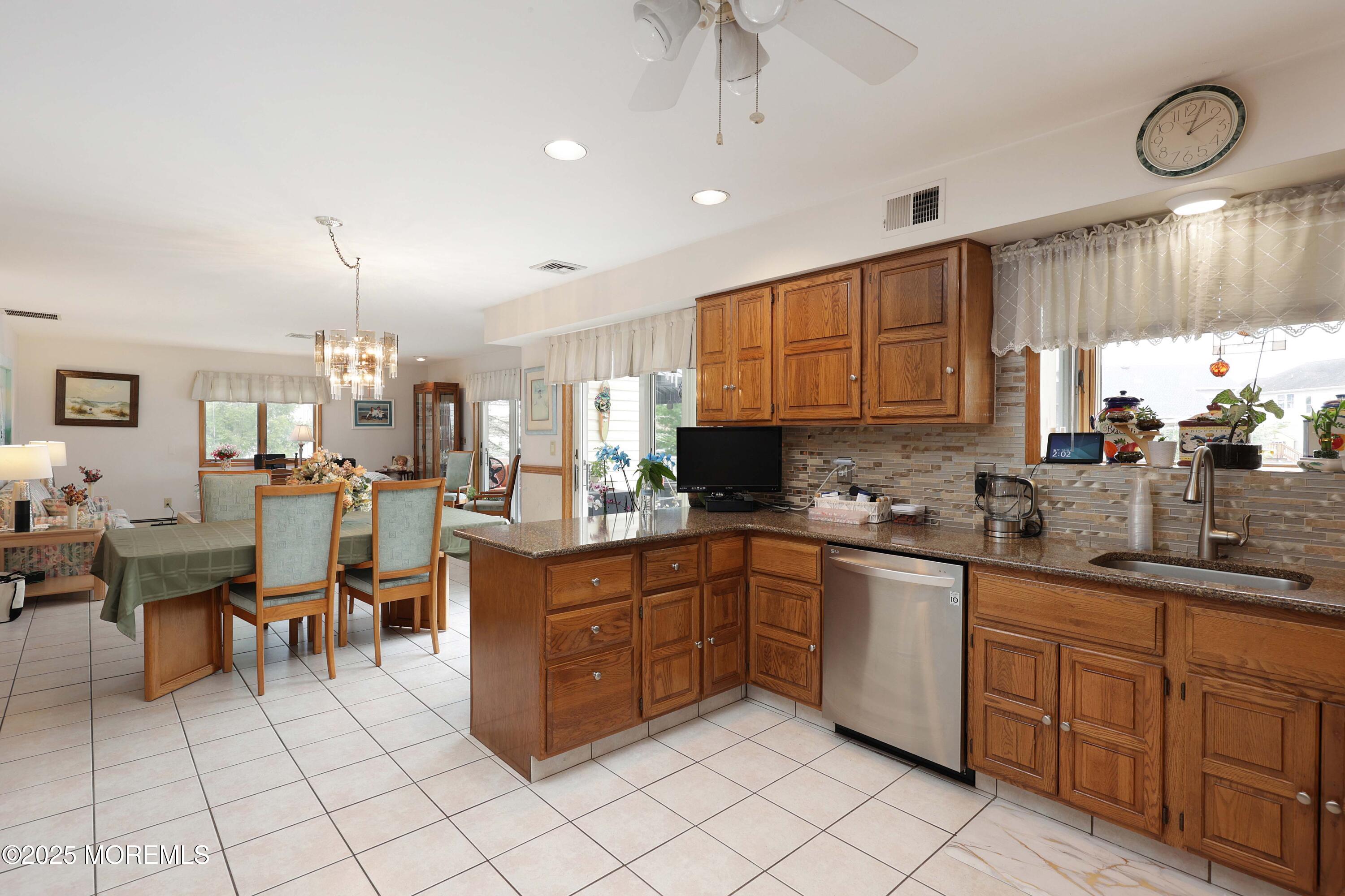 601 Franklin Court Forked River, NJ 08731 - Photo 15 of 38 13