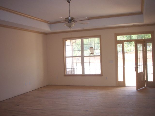 114 Abberly Lane Boiling Springs, SC 29316 - Photo 3 of 6 Gallery Image 3