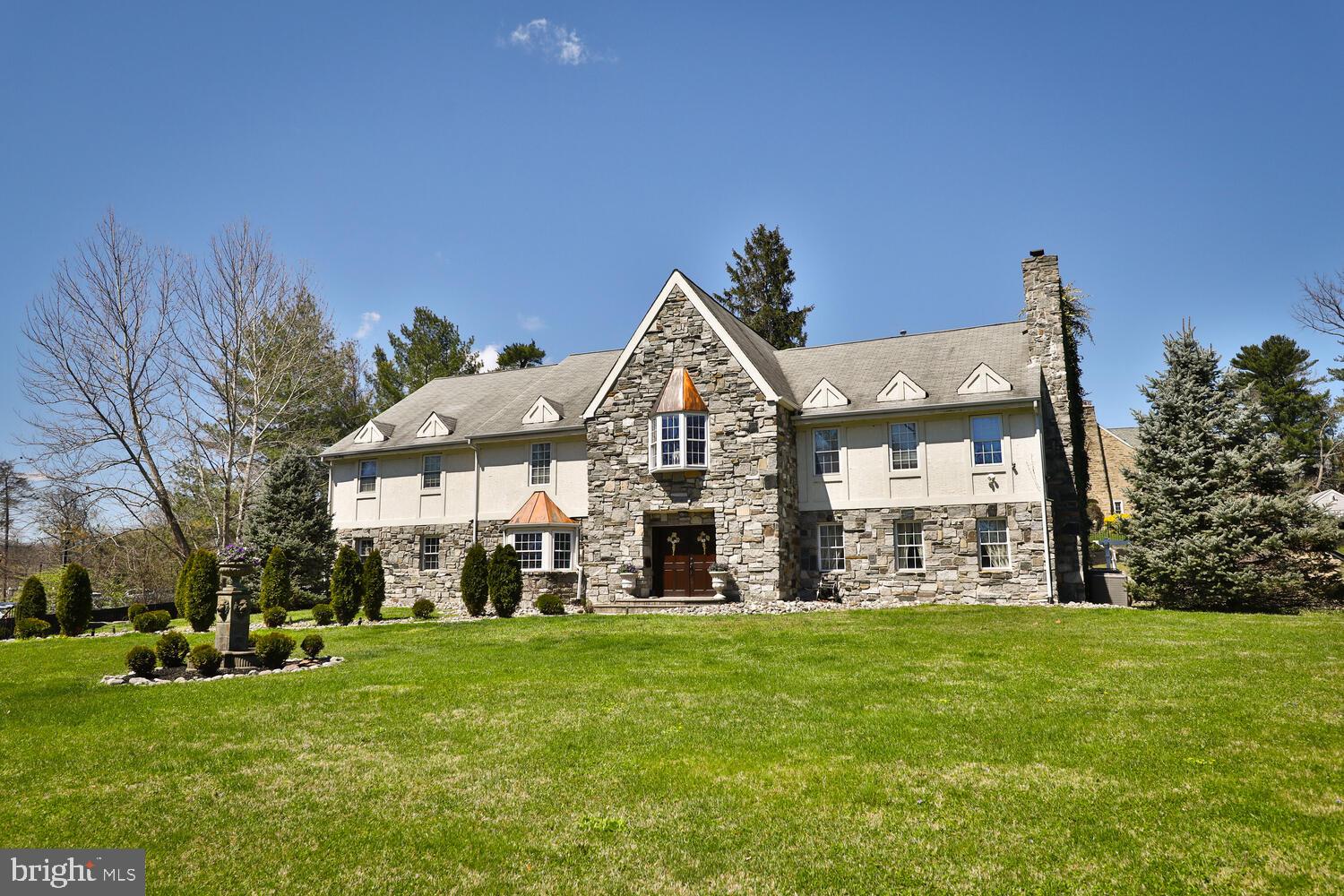 2348 Walton Road Huntingdon Valley, PA 19006 - Photo 6 of 91 Front Exteriror
