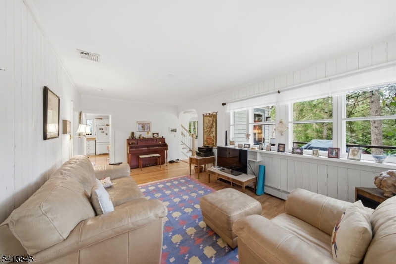 4 Emmet Roche Drive Montville, NJ 07005 - Photo 4 of 27