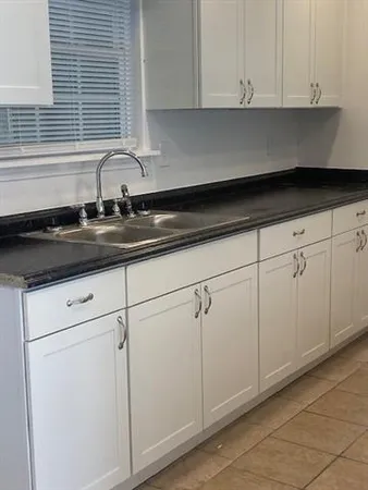 $1,200 | 2413 Old Compton Road, Harvey, LA 70058