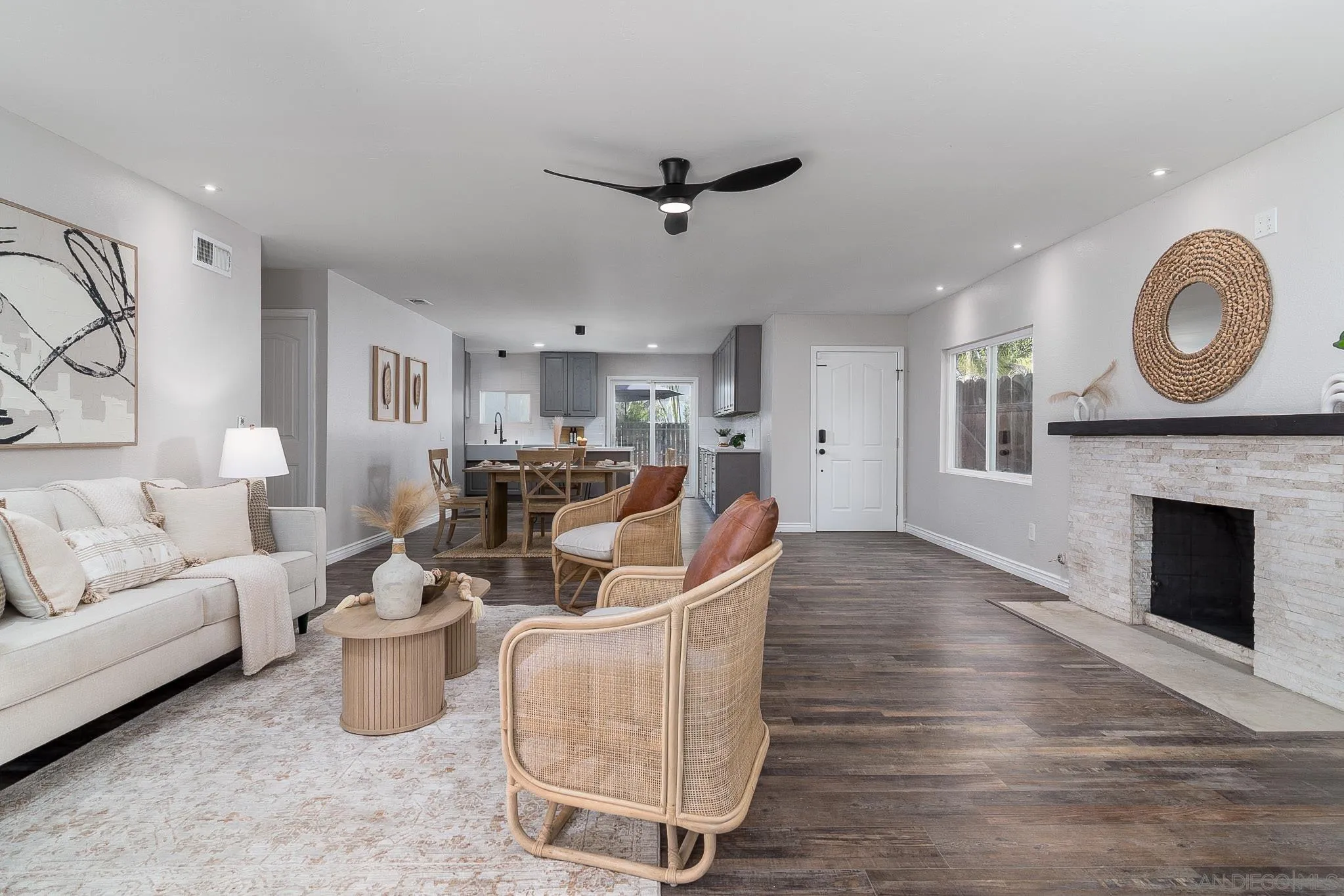 11489 Almazon Street Rancho Penasquitos, CA 92129 - Photo 13 of 34