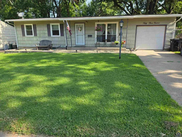 $175,000 | 5312 Southwest 31st Terrace, Topeka, KS 66614