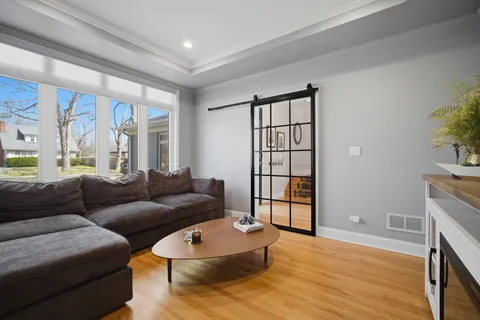 $1,080,000 | 544 Skokie Avenue, Highland Park, IL 60035