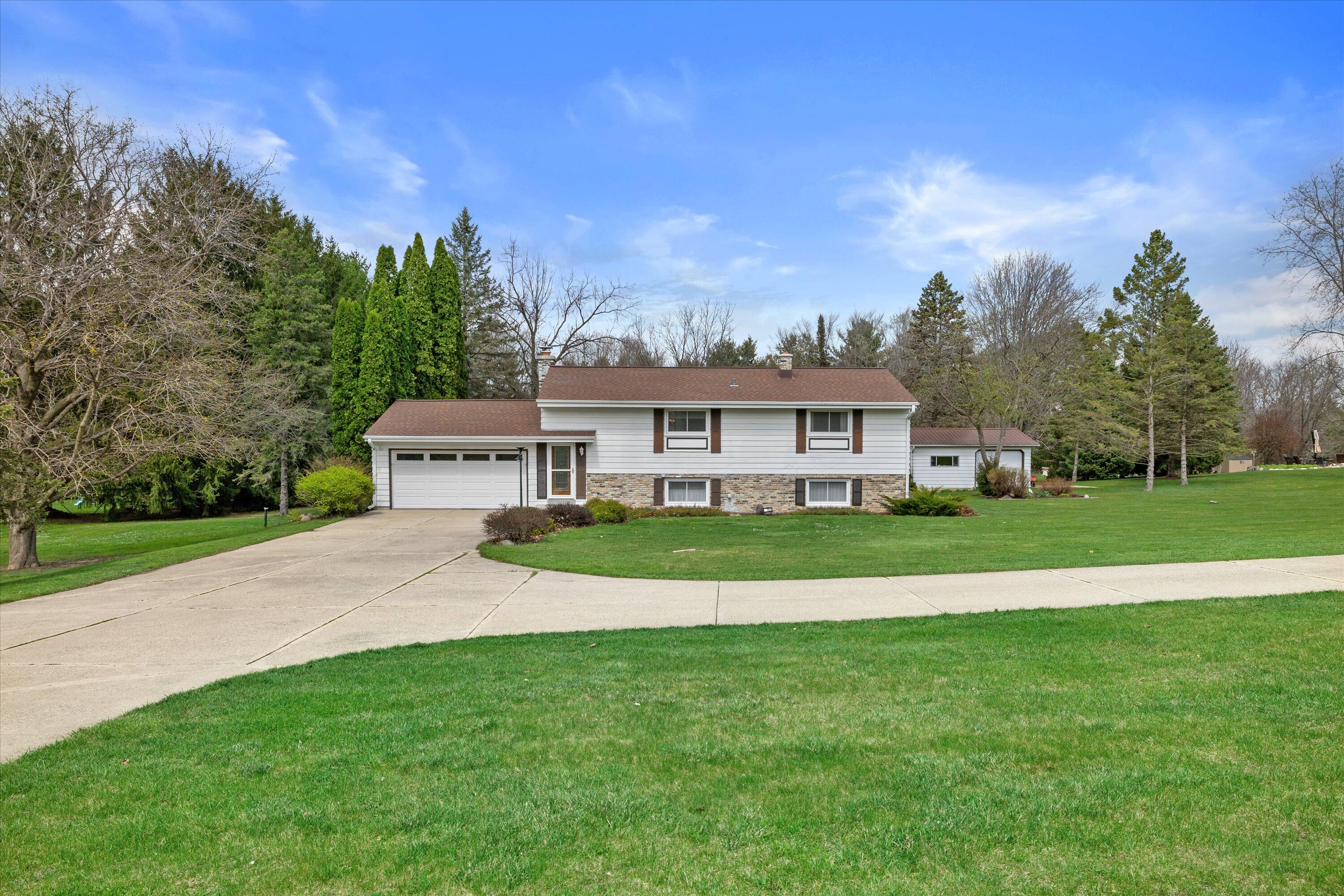 W750 Miramar Road East Troy, WI 53120 - Photo 29 of 44 Front of home