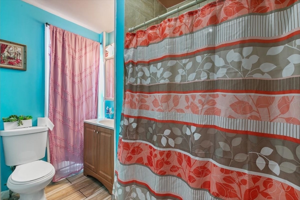 33 Fitz Street Lawrence, MA 01841 - Photo 12 of 41