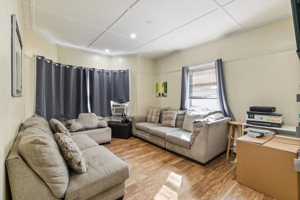 33 Fitz Street Lawrence, MA 01841 - Photo 22 of 41