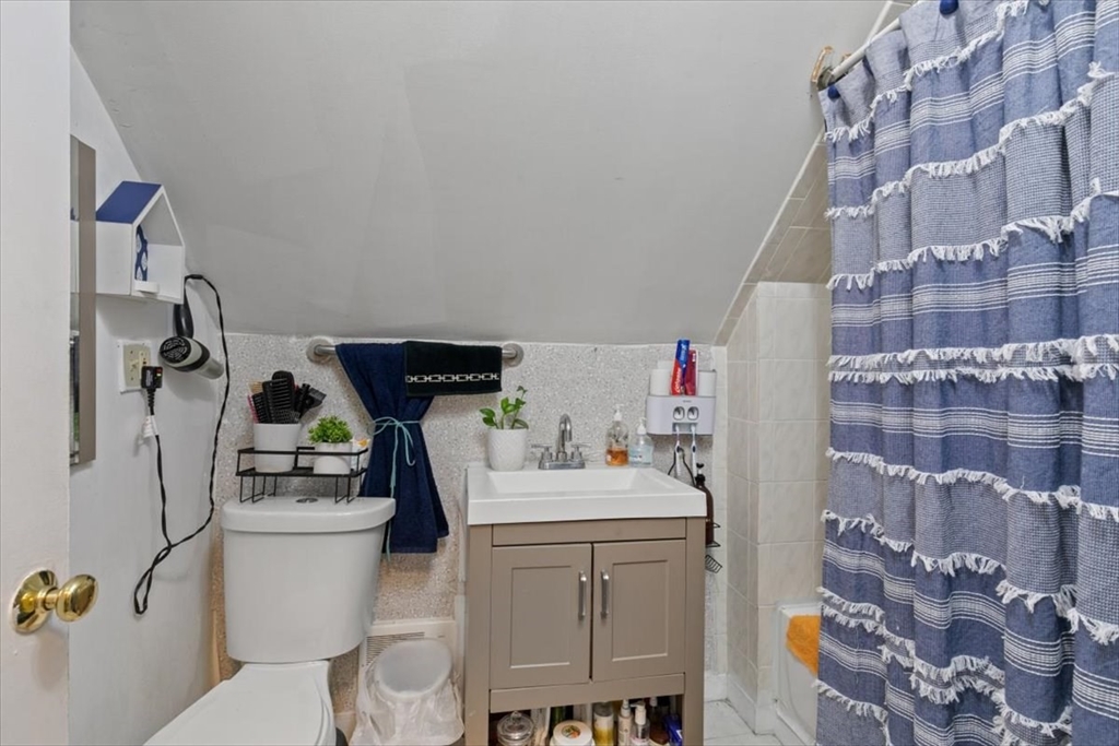 33 Fitz Street Lawrence, MA 01841 - Photo 23 of 41